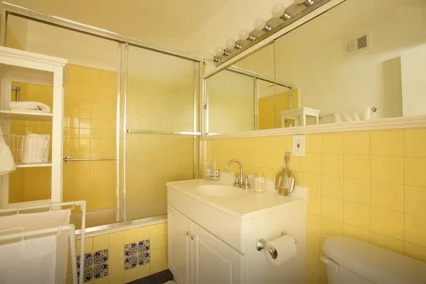 2 Bedrooms Bungalow Rental in Los Angeles, California