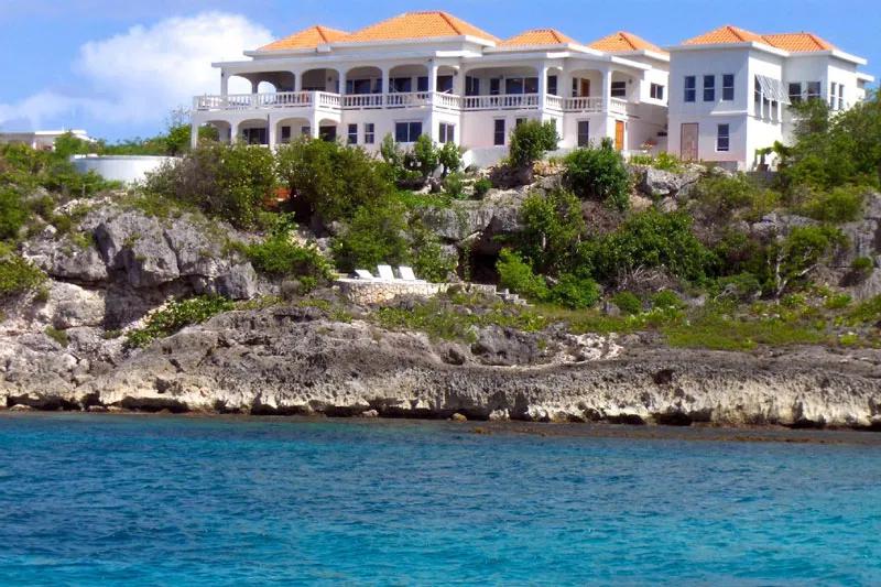 4 Bedrooms Villa rental in Christiansted, U.S. Virgin Islands. Causal Caribbean