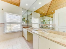 Ocean Pearl, 4 Bedrooms, Sleeps 13, Private Pool, Ocean Front