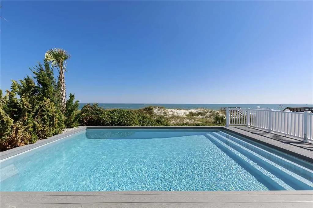 7 Bedrooms House Rental in Crescent Beach, Florida