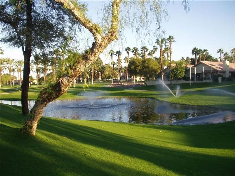 2 Bedrooms Condo Rental in Palm Desert, California