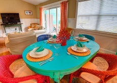 Caribbean Surf. Escape from it all, private pool, minute to beach