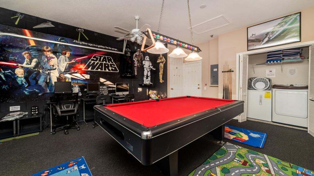 6 Bedrooms House Rental in Orlando, Florida