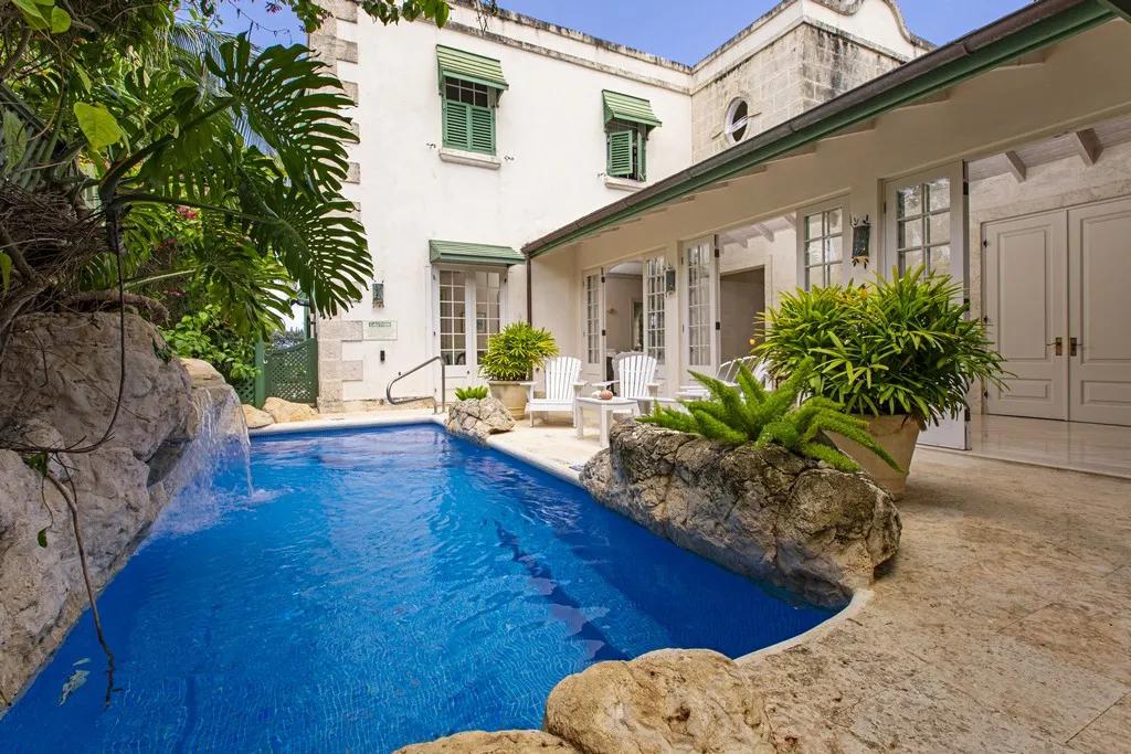 4 Bedrooms Villa Rental in Barbados, Caribbean