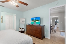 Calming Coastal Contemporary Home on Canal + Relaxing Pool Area!