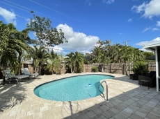  Pristine home with  heated pool in the privacy of North Naples!