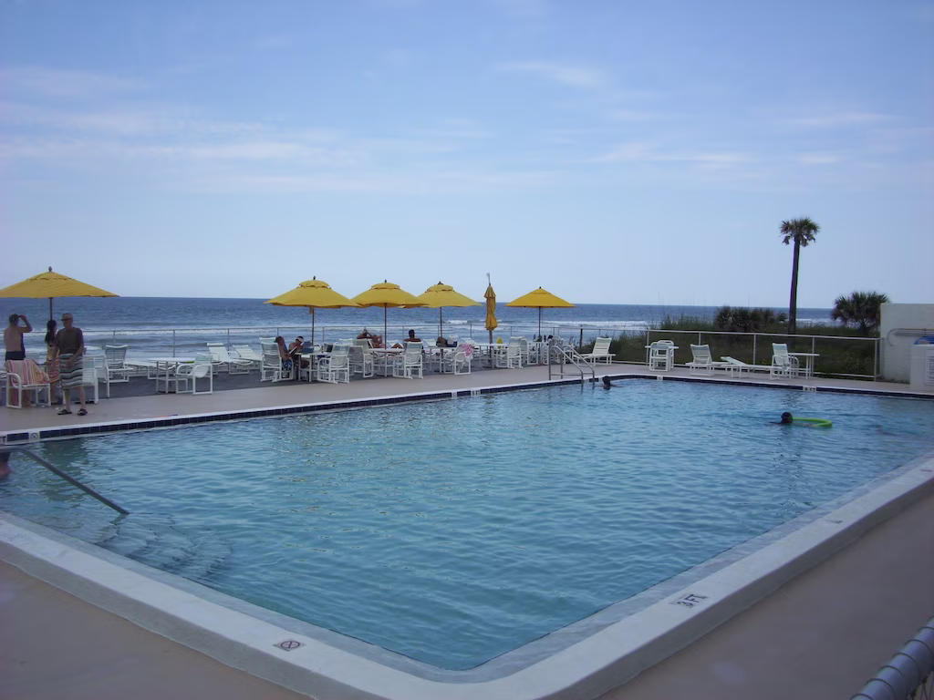 OCEANFRONT 3BR 3BTH New Smyrna BEACH