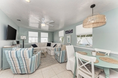 Chasing Waves. Seconds to the sand! West of Gulf Drive Dog Friendly