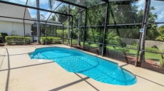Your private pool, can be heated. Al fresco dining