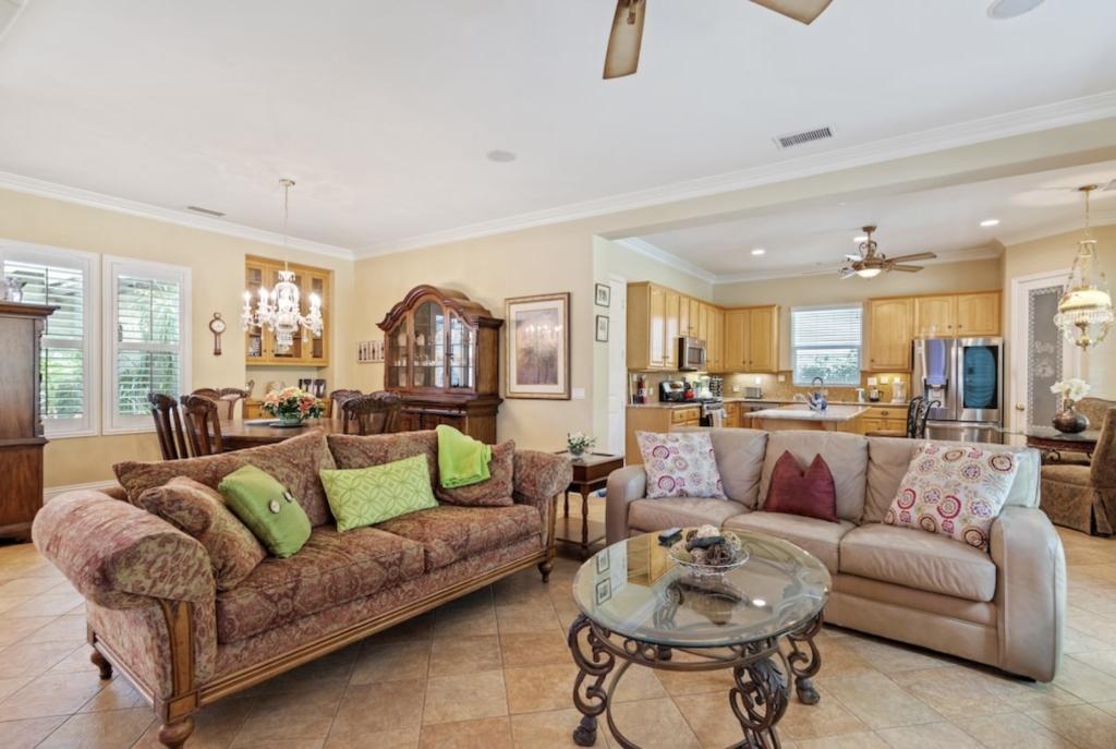 3 Bedrooms Resort Rental in Palm Springs, California