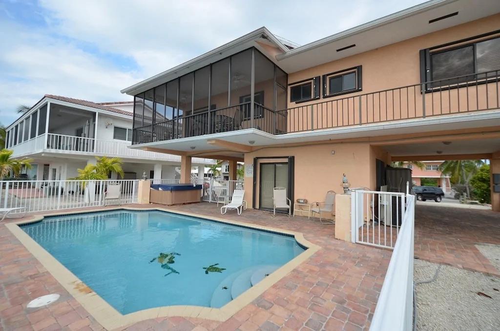 4 Bedrooms Oceanfront House Rental in Islamorada, Florida