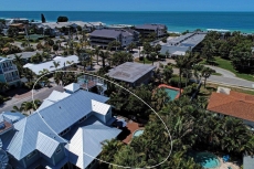 Oasis By The Beach. Steps to the beach, beach gear, bikes, ping pong table