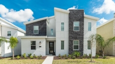 8 Bedroom Champions Gate Private Pool Home, other options also available!