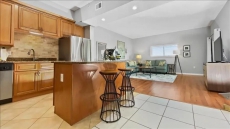 SR304: New Property, Charming and Comfortable Peaceful Retreat in Beachfront...