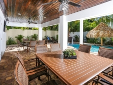 Paradise Beach House. 6 bed 6 5 bath Heated Pool Spa Walk to the beach and