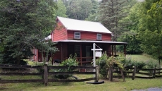 Jewell Hollow Homestead