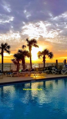 3rd Townhouse from the beach! Book now! WiFi