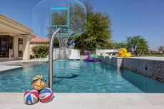 56600 Jack Nicklaus · PGA West, salt water pool, slide, 600 game arcade