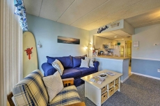 Coastal Condo w/ Pool 1 Block to Wildwood Beach!