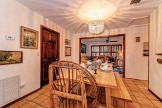 Jacaranda. Single Family home with old Florida Charm only 3 minute walk