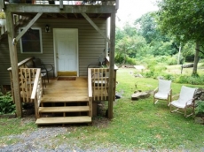 Mountain Roots Lodging