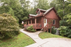The Rooster Ridge Cabin