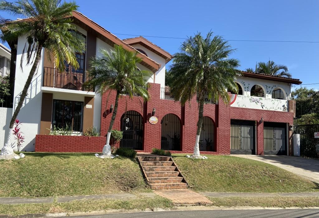 5 Bedrooms Mountain View BnB Rental in Costa Rica, Central America