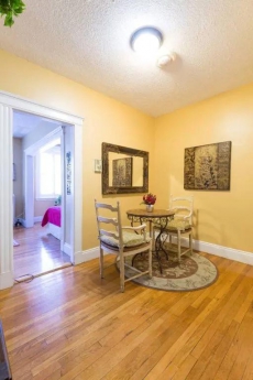 LARGE Studio Fenway/BackBay close to HOSPITALS & T on  BostonsBestRentals